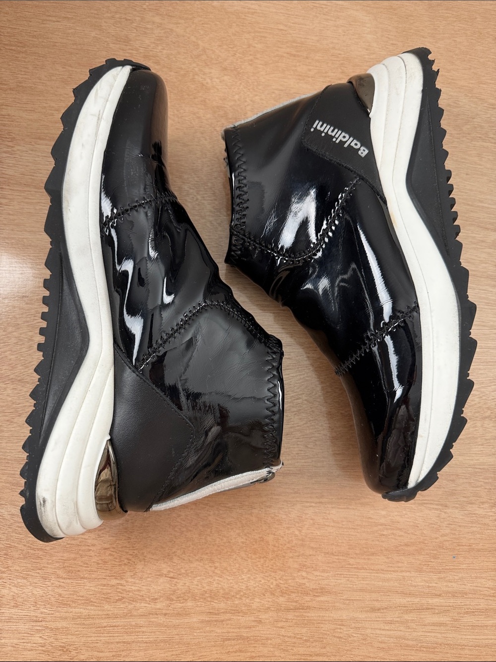 Baldinini Black Patent Leather Ankle Sneakers